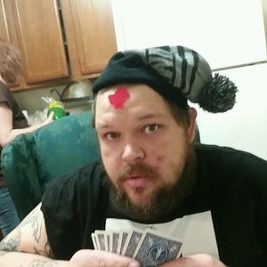 Meet your Posher, Dustin